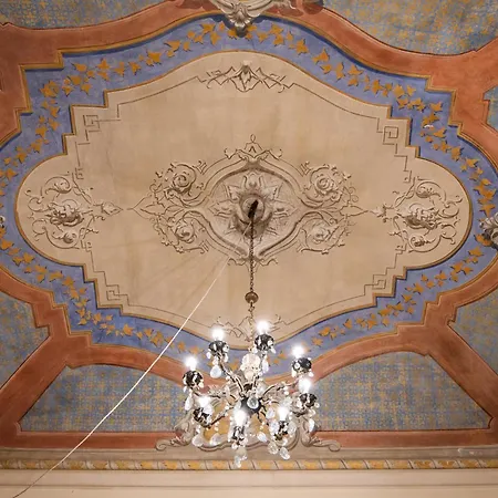 Residenza Storica Di Lusso